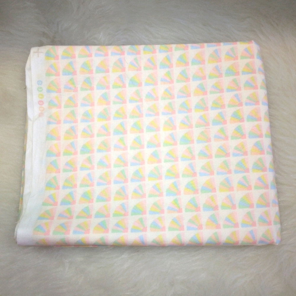 FABRIC Beautiful, soft pastel, dresden plate quarter print, cotton, 2 yd